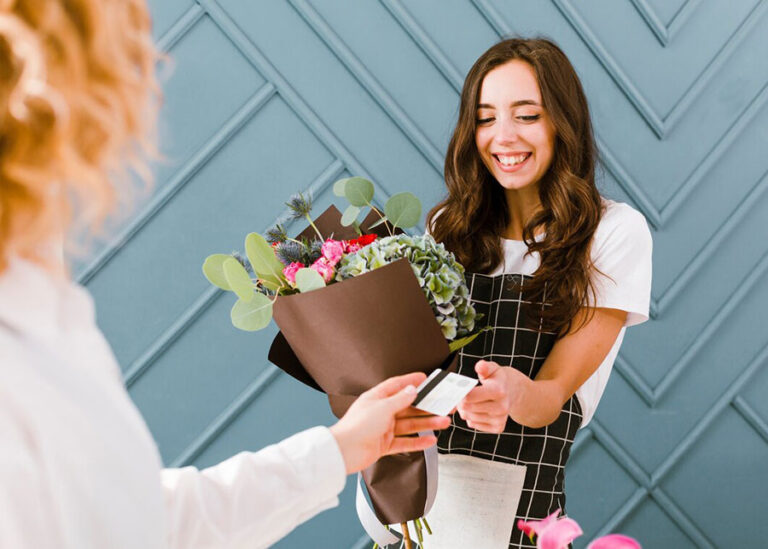 Flower Delivery in Miami, USA: How a Global City Sends Blooms Across Heat, Hospitality, and Borders