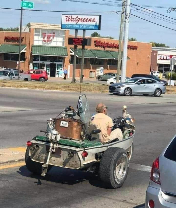 50 vehicles where people have dumb mods their vehicles for no purpose ...