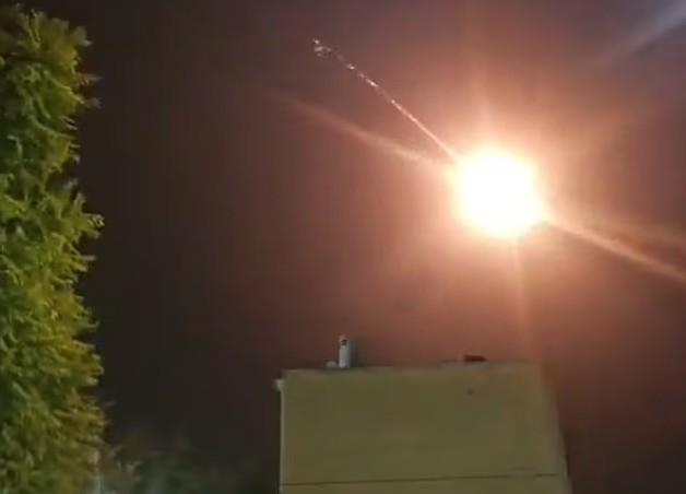 Iranian Missile Hits Israeli City Near Nuclear Facility, Injures 20