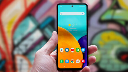 6 Best Samsung A52 Screen Protectors in 2024 – Keep Your Display Safe