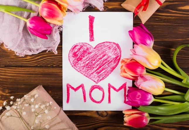 78 Long Birthday Wishes to Celebrate Your Mom